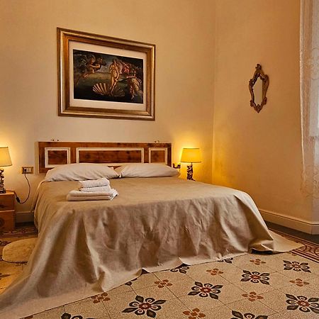 Venere Supercentral B&B 佛罗伦萨 外观 照片